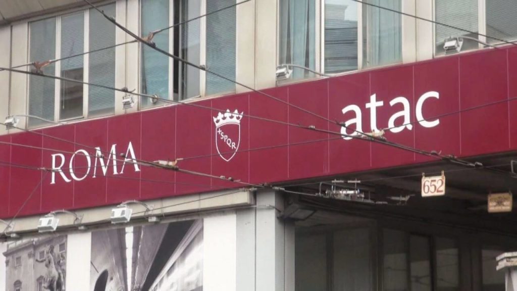 Flash News. Atac, Aurigemma-Fiesole (Fi) Raggi licenzia di fatto 10000 lavoratori indotto". Comunicato stampa di  Antonello Aurigemma e Fabio Fiesole.