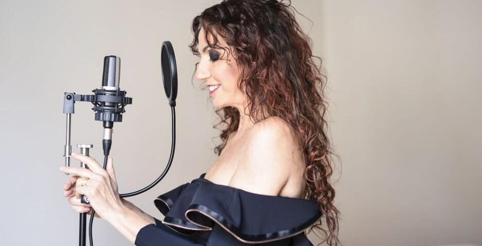 Imperdibile appuntamento a Milano, il 25 e 26 gennaio, con Danila Satragno, ideatrice del Vocal Care, per imparare tutti i segreti della voce e del canto.