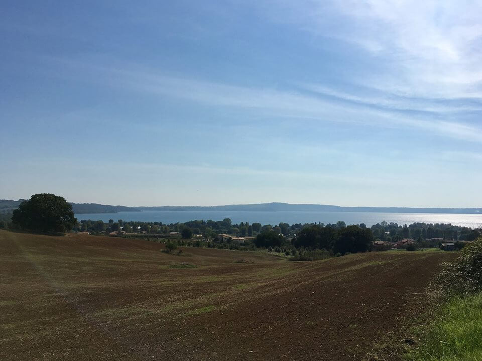 Università Agraria “ogni progettazione dovrà ottenere tutti i nulla osta necessari ai vincoli presenti da parte degli Enti ufficialmente ...”.