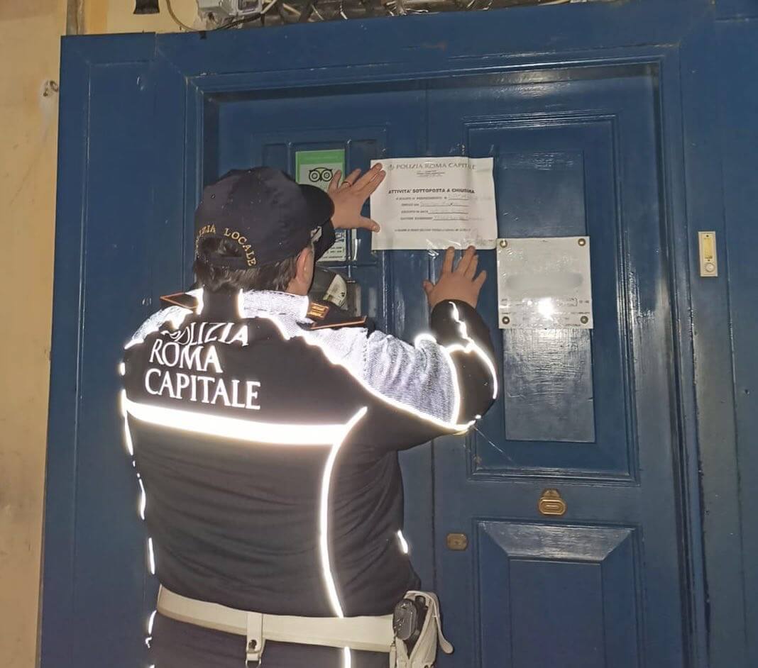 Tutela della sicurezza pubblica, oltre 100 controlli della Polizia Locale nella serata di ieri: scattate altre due denunce.