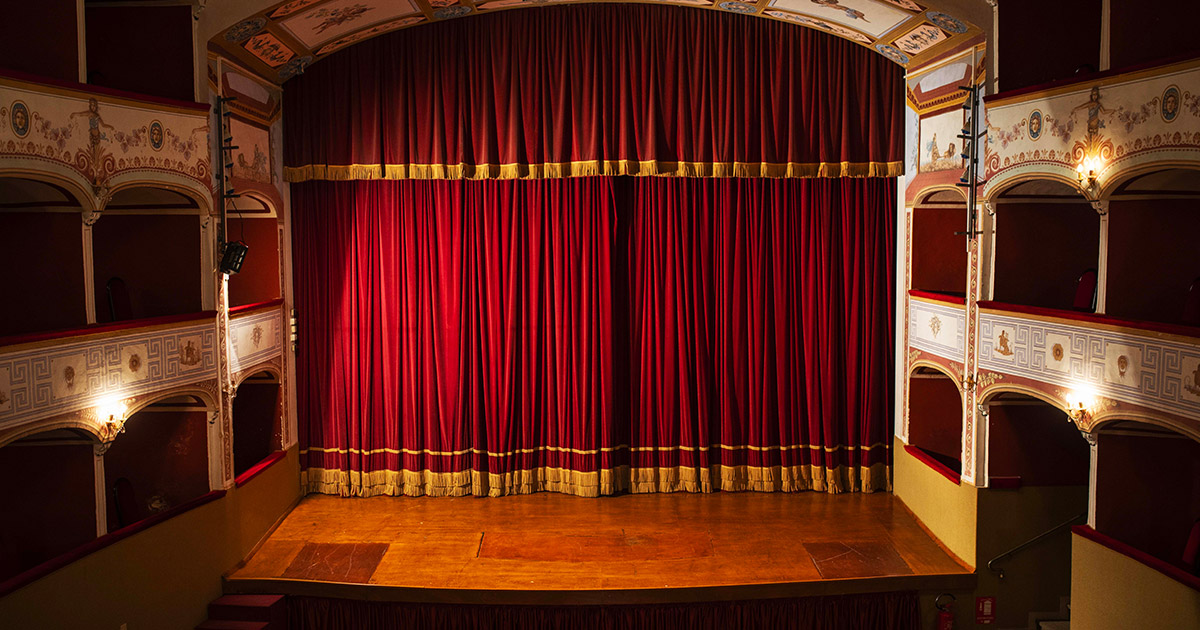 Il Governo fa la cosa giusta se rinvia la decisione di riaprire i luoghi dello spettacolo davanti al nuovo... Patto Arti Perfomative