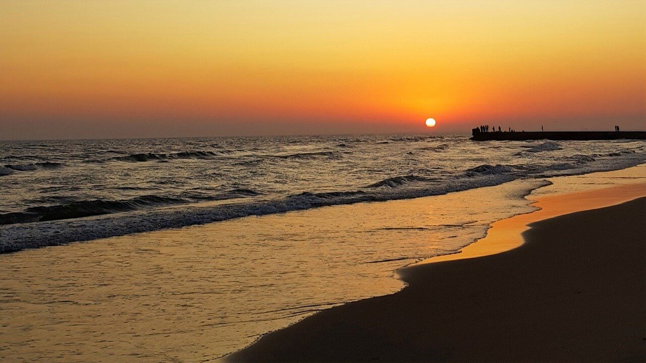 Uno spazio marittimo del Lazio, dotato di regole chiare per rispettarloe per garantirne un utilizzo efficace e sostenibile. Foto di Anita Magiar da Pixabay