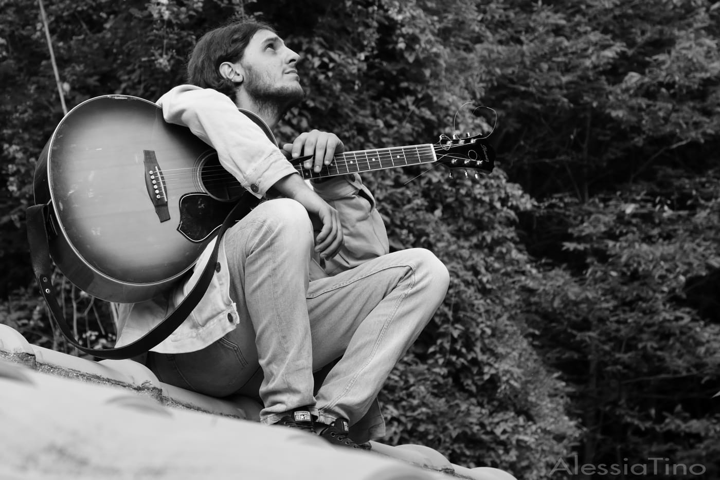 I in rotazione radiofonica “Amsterdam” (Italiana Musica Artigiana), il nuovo singolo di Emancipo, già disponibile in digitale.