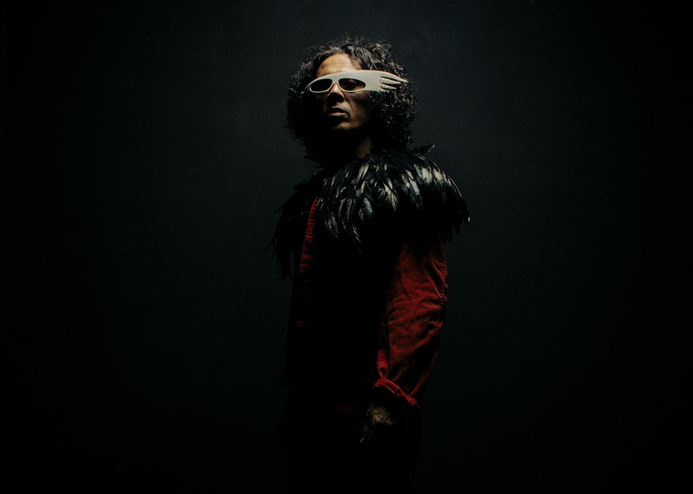 Fuori il video di “Un gran disordine” il nuovo singolo di Dadà già in radio e disponibile in digitale (Incisi Records), brano d’amore, con sonorità pop.