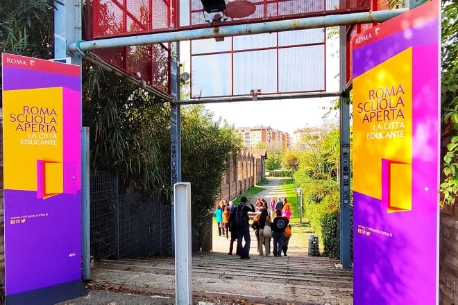 Online la graduatoria di Scuole Aperte 2025: 145 istituti vincitori, metà delle scuole romane aperte oltre l’orario.