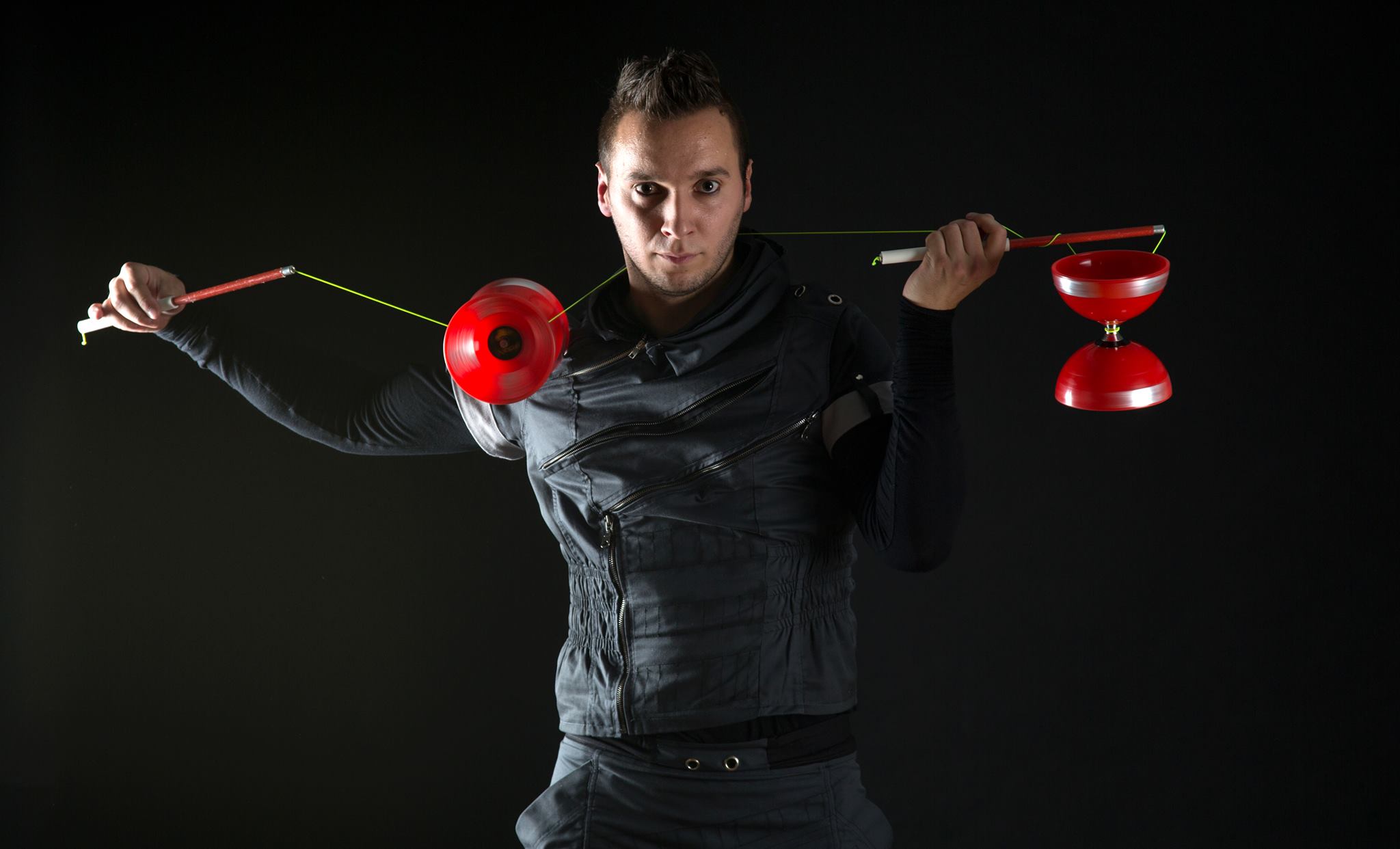 Arrivano i campioni del mondo di magia: terza edizione di "Contaminazioni Spettacolari, international magic & circus festival ".